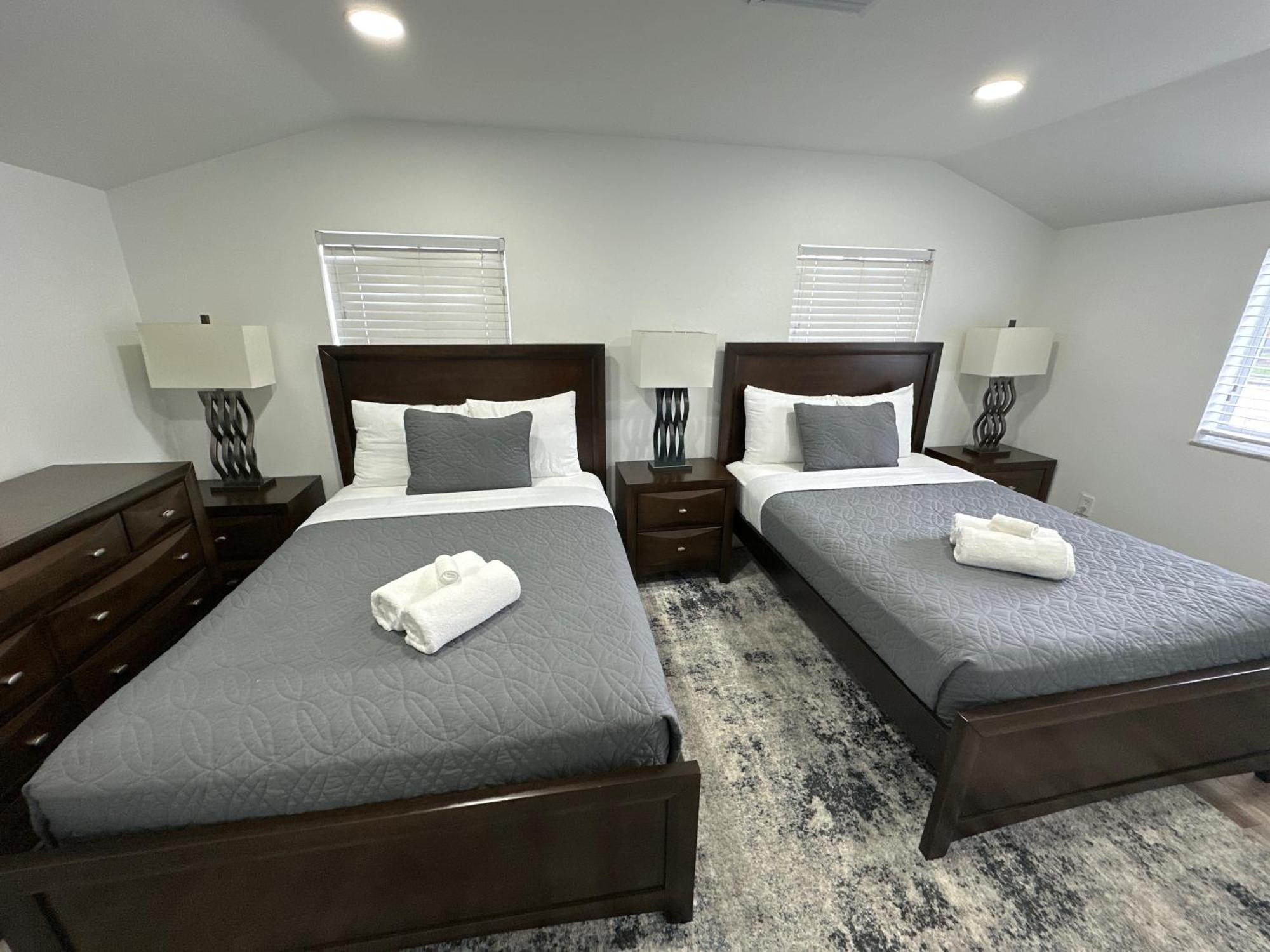 マイアミ Entire 3/1 House Near Wynwood!ヴィラ エクステリア 写真