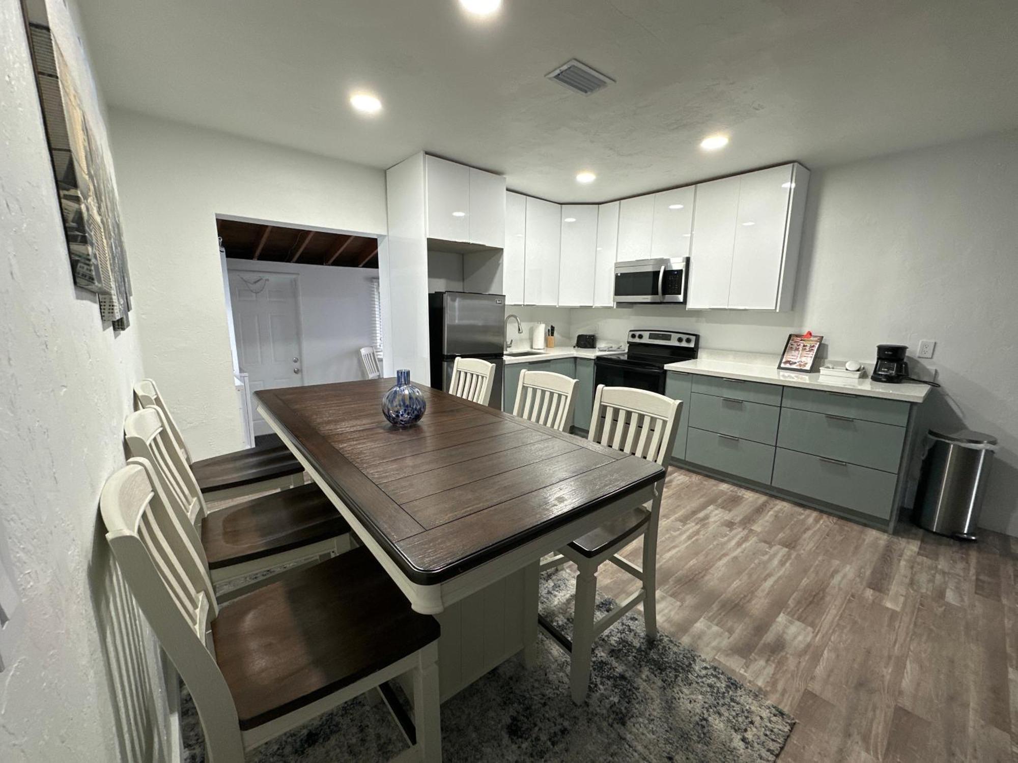 マイアミ Entire 3/1 House Near Wynwood!ヴィラ エクステリア 写真