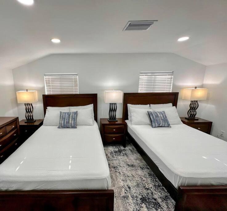マイアミ Entire 3/1 House Near Wynwood!ヴィラ エクステリア 写真